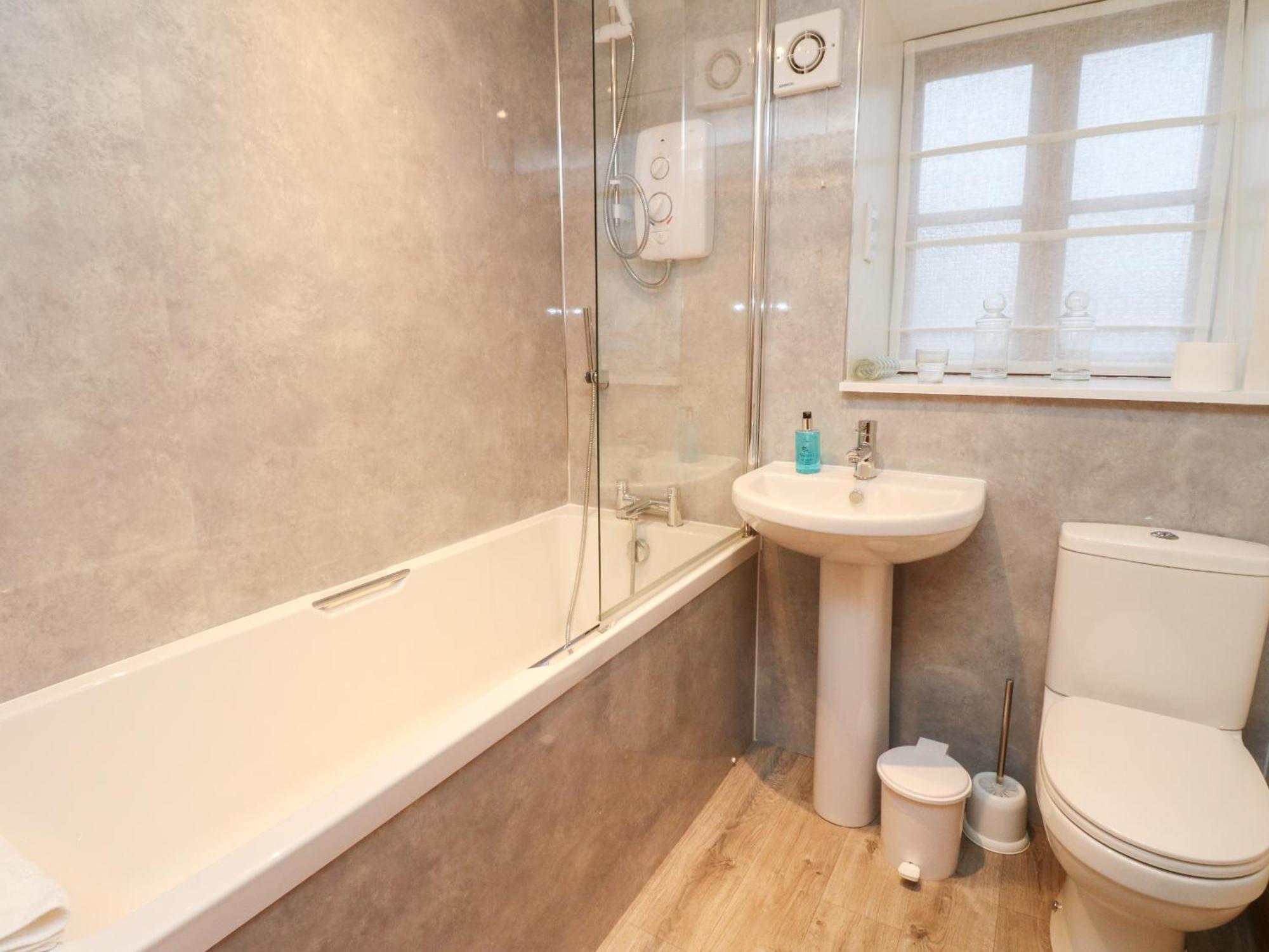 Bruce Villa Pitlochry Bagian luar foto